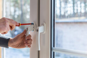 Mounting A Window Handle With Lock On The Window